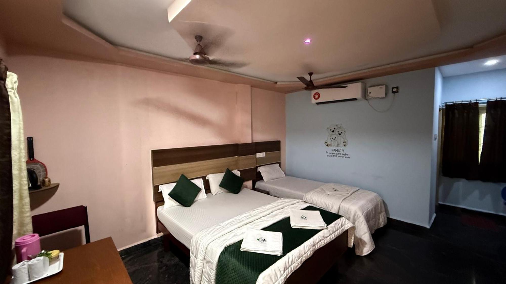 Sri Murugan Beach Paradise Hotel مهاباليبورام المظهر الخارجي الصورة