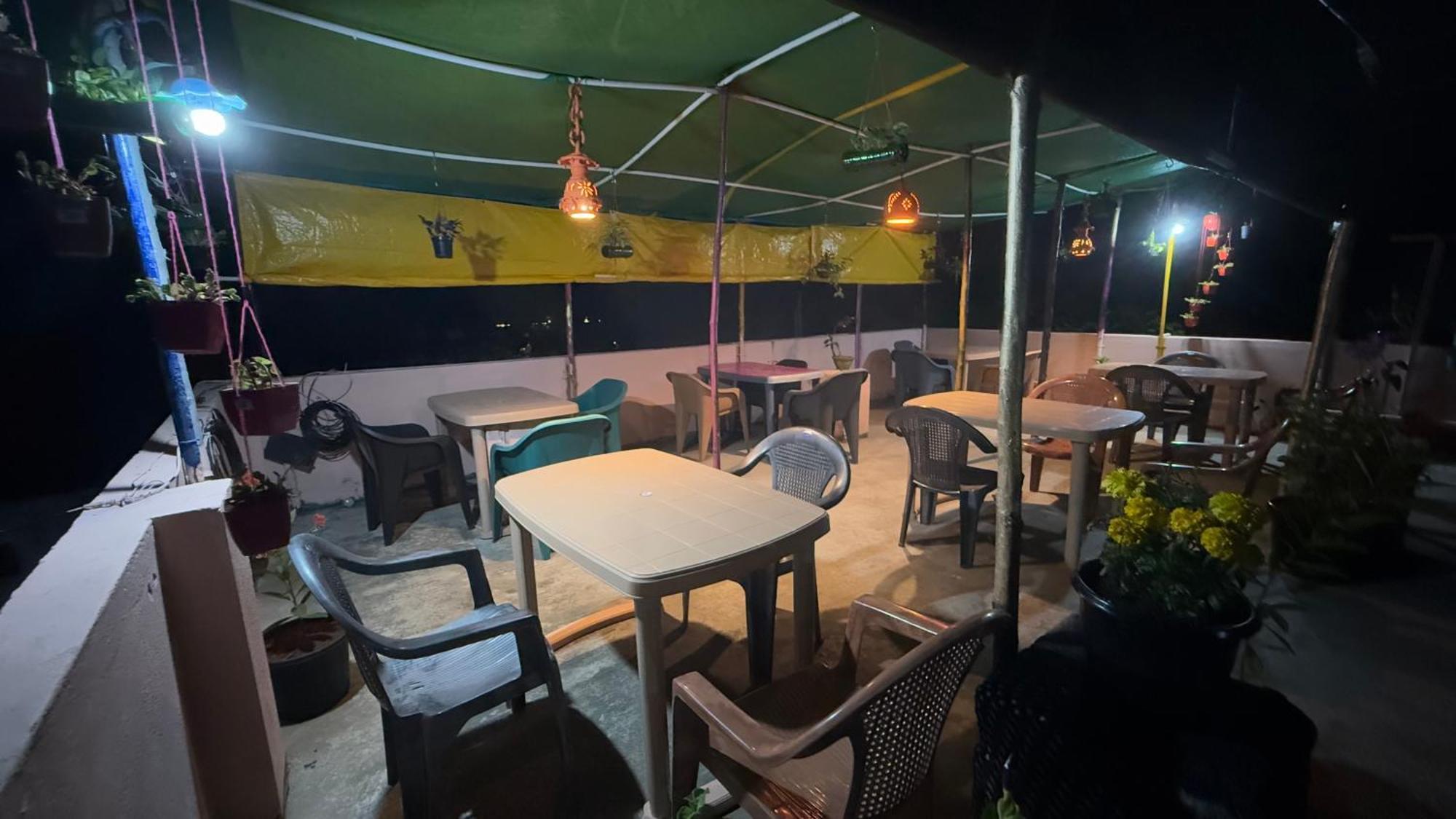 Sri Murugan Beach Paradise Hotel مهاباليبورام المظهر الخارجي الصورة
